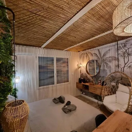 Les Spas De La Mer, Suite & Spa, Love Room, Plein Coeur Du Grau Le Grau-du-Roi Exterior foto
