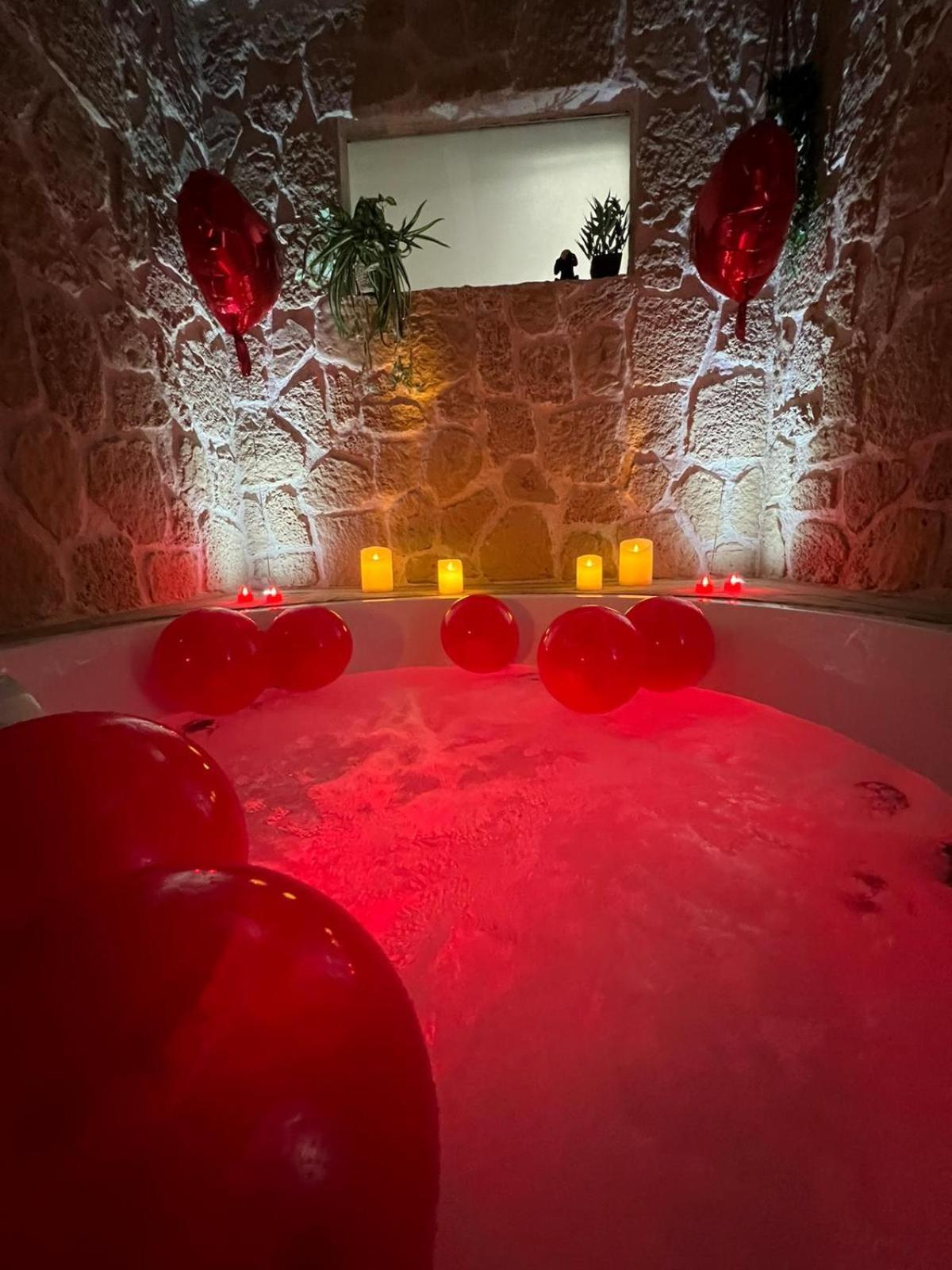 Les Spas De La Mer, & Spa, Room, Plein Coeur Du Grau * Le Grau-du-Roi